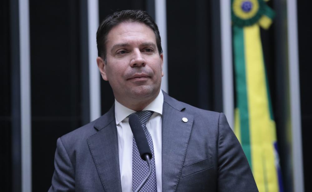 Ramagem deve renunciar mandato em 2026, diz Sóstenes Cavalcante