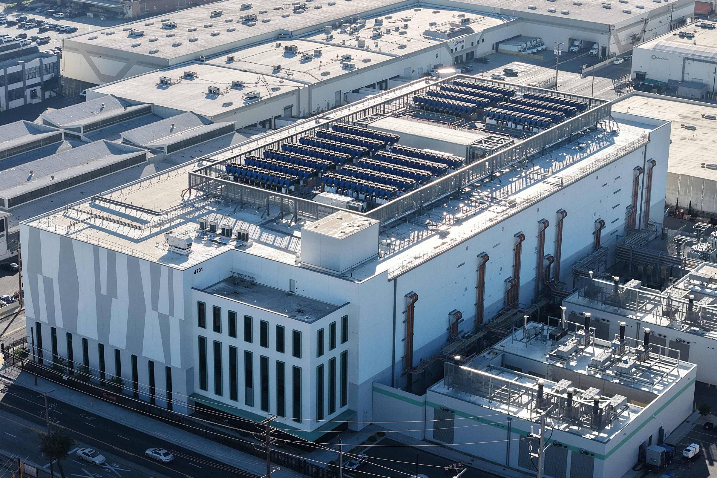 Trump quer dominar IA, mas é ameaçado por si mesmo – 04/12/2025 – Mercado