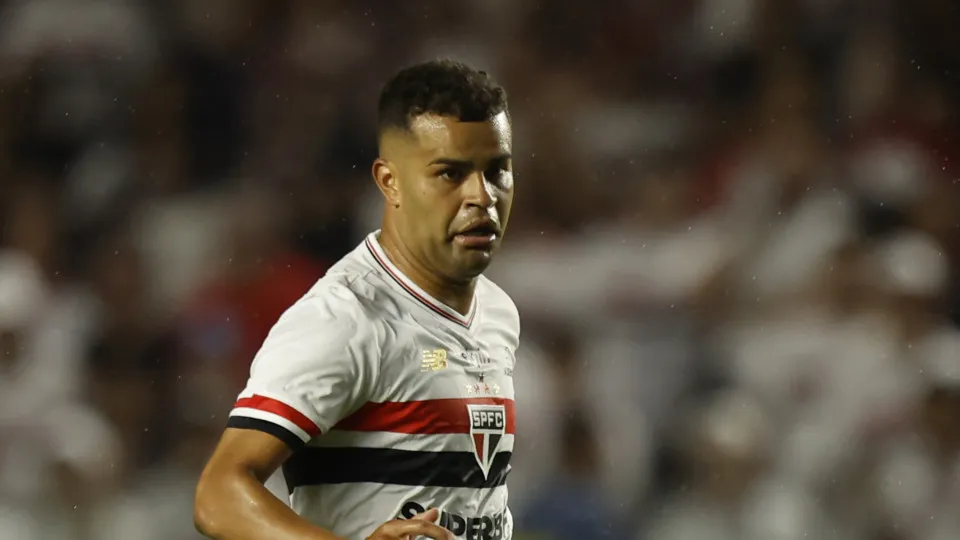 Fim da negociação por Alisson gera atrito entre setores do Corinthians