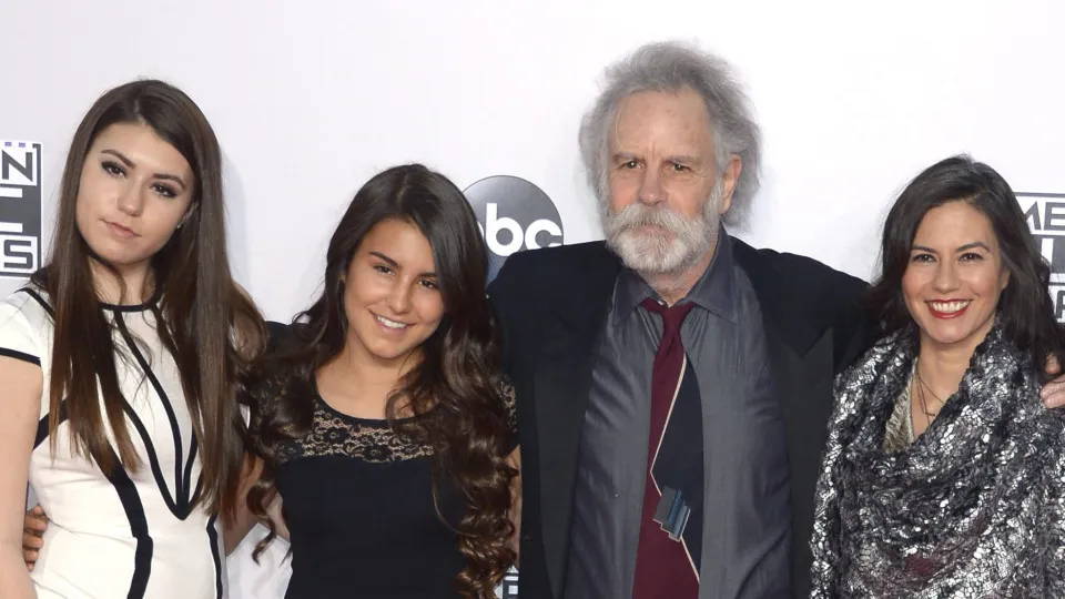 Morre Bob Weir, fundador e guitarrista do Grateful Dead, aos 78 anos