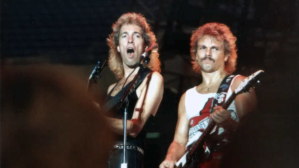 Morre Francis Buchholz, baixista que marcou a banda Scorpions, aos 71 anos