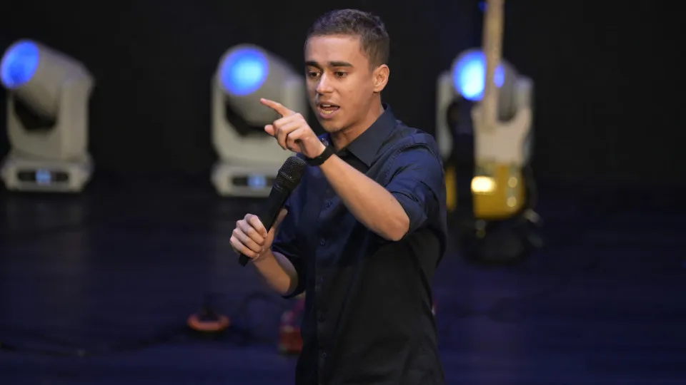 Nikolas encerra ato em Brasília com recado ao STF e sem citar vítimas de raio