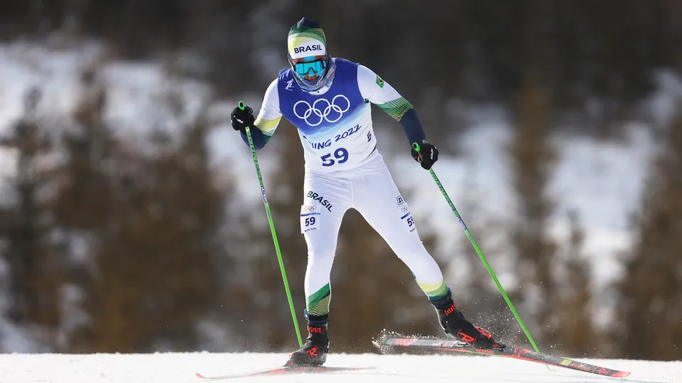 Ele nasceu no Acre e é um dos representantes do Brasil nos Jogos de Inverno