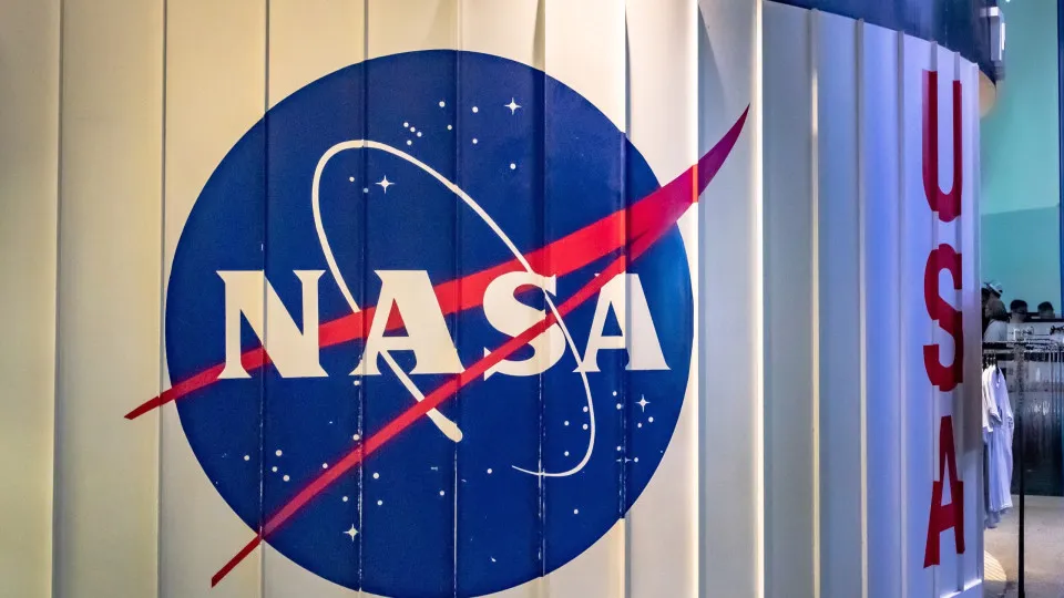 Nasa mira 6 de março para lançamento de missão tripulada à Lua