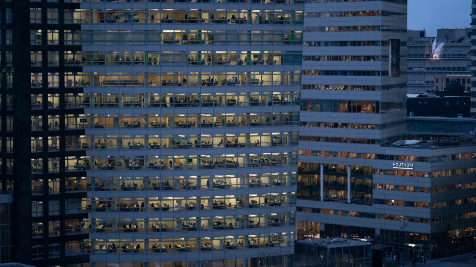 Países com as maiores jornadas de trabalho: O Brasil está no topo da lista?