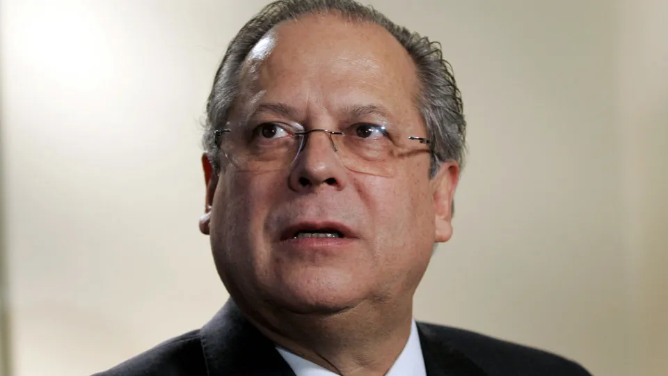 Dirceu ataca Flávio, rejeita ‘Lulinha paz e amor’ e reúne políticos do Centrão em aniversário