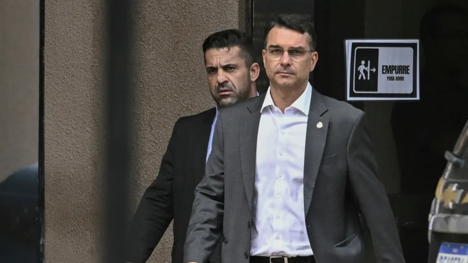 Flávio se consolida e empata com Lula no 2º turno, diz Datafolha